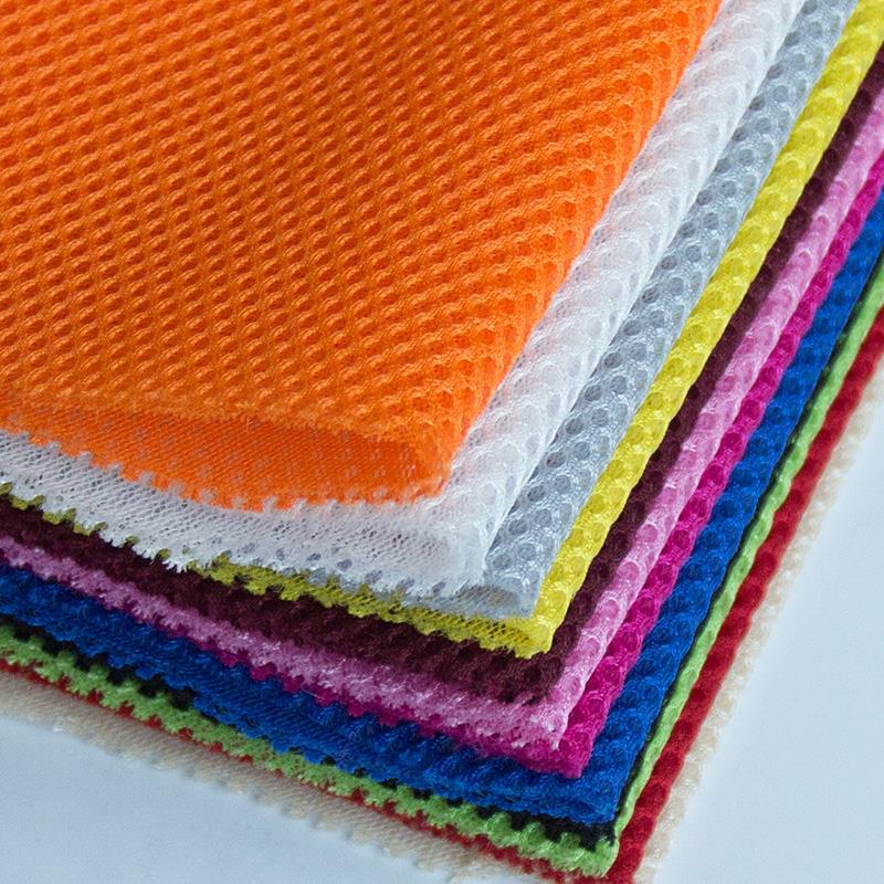 Sewing Eyelet Fabric - Tessuto a rete con occhielli, ideale