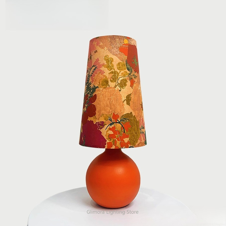 Century Textile & Sewing Supply - Lampada da tavolo con sfera arancione: