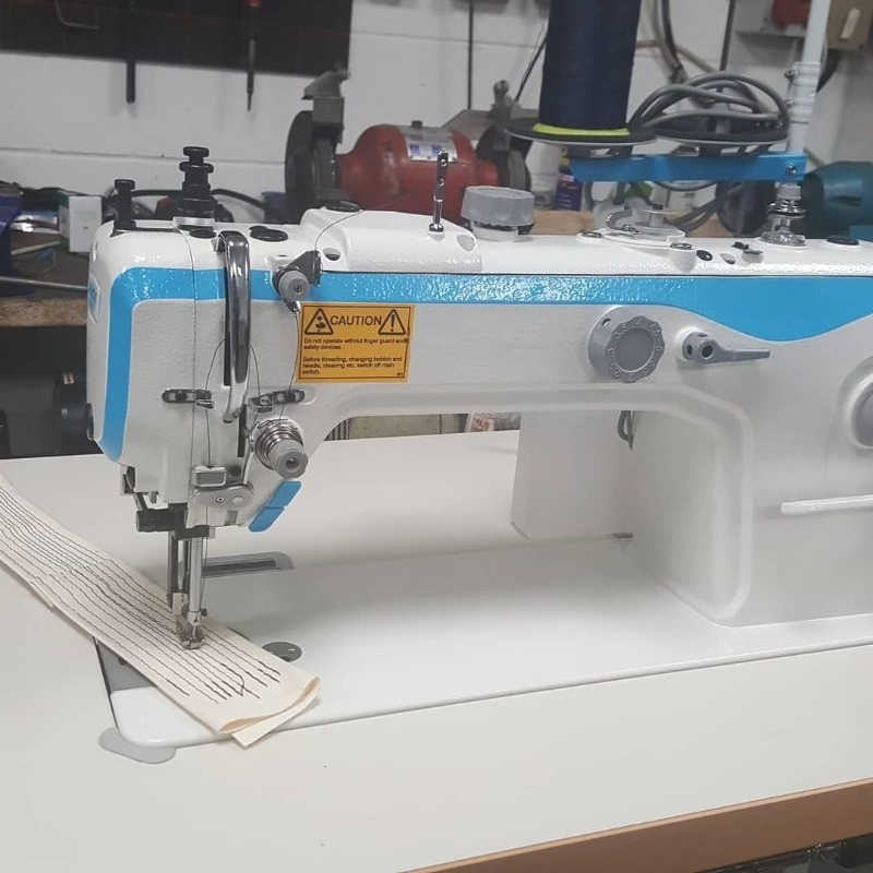 Macchina da Cucire Piana 2060, - Sewing In Textile Industry recensione e prezzo