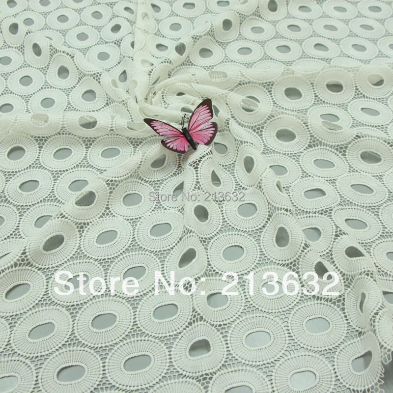Tessuto in pizzo ricamato a oc - Sewing Eyelet Fabric recensione e prezzo