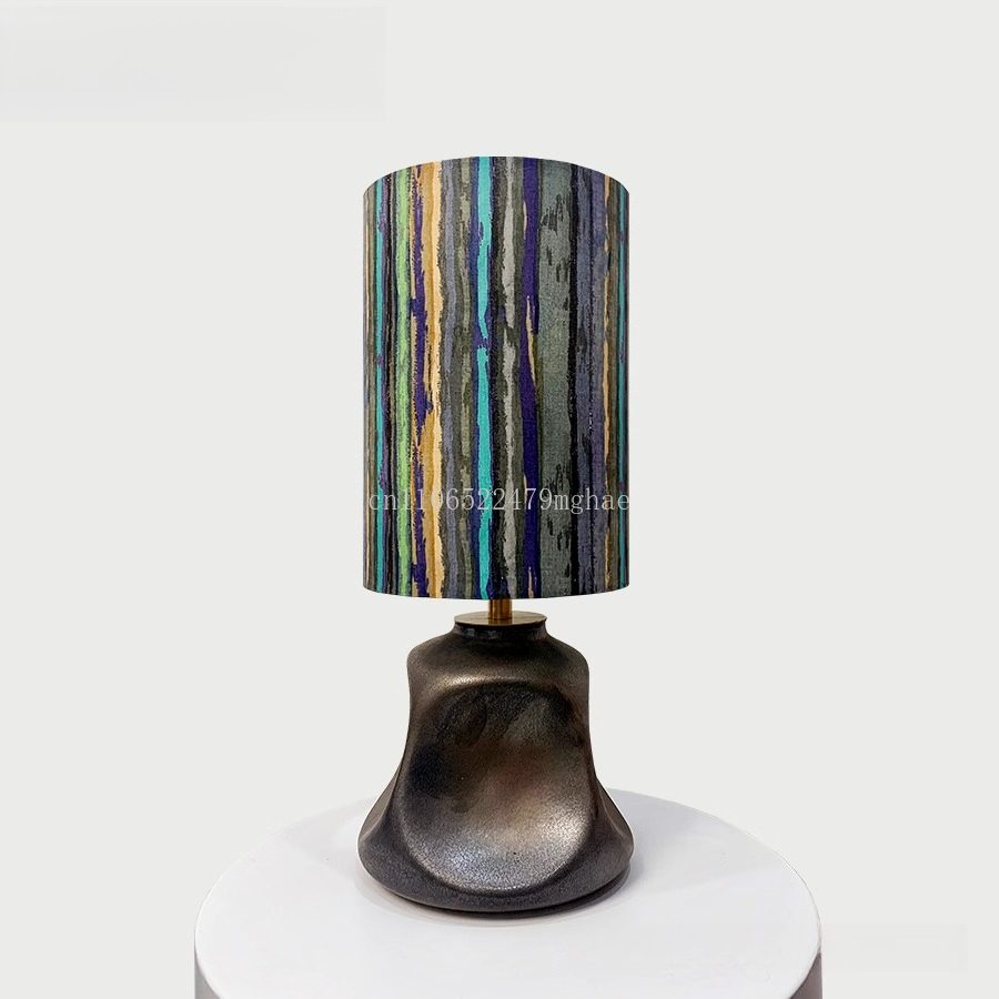 Lampada da tavolo in tessuto L - Century Textile & Sewing Supply recensione e prezzo