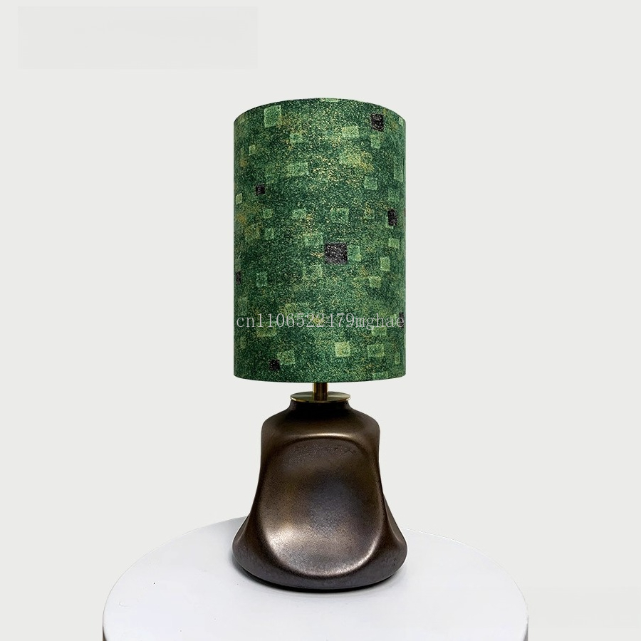 Lampada da tavolo in tessuto L - Century Textile & Sewing Supply recensione e prezzo