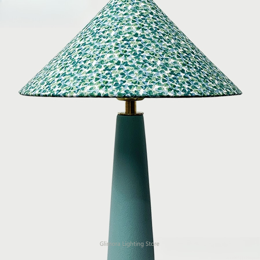 Lampada da tavolo a forma di o - Century Textile & Sewing Supply recensione e prezzo